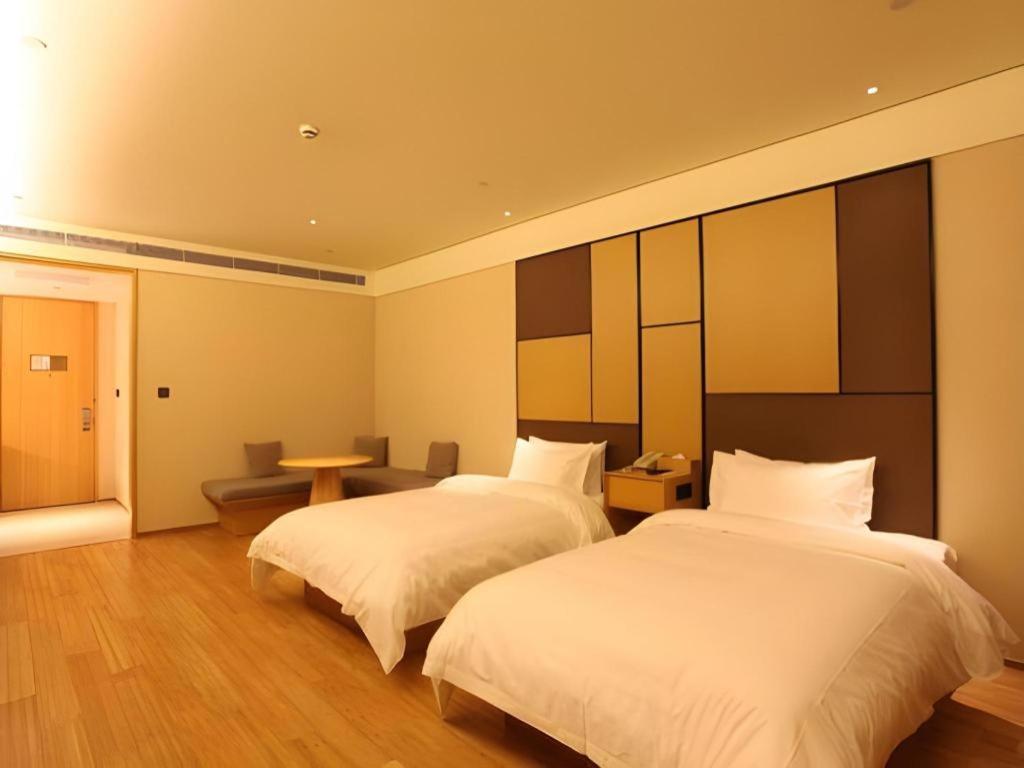 Ji Hotel Shanghai The Bund Tiantong Road Exterior photo
