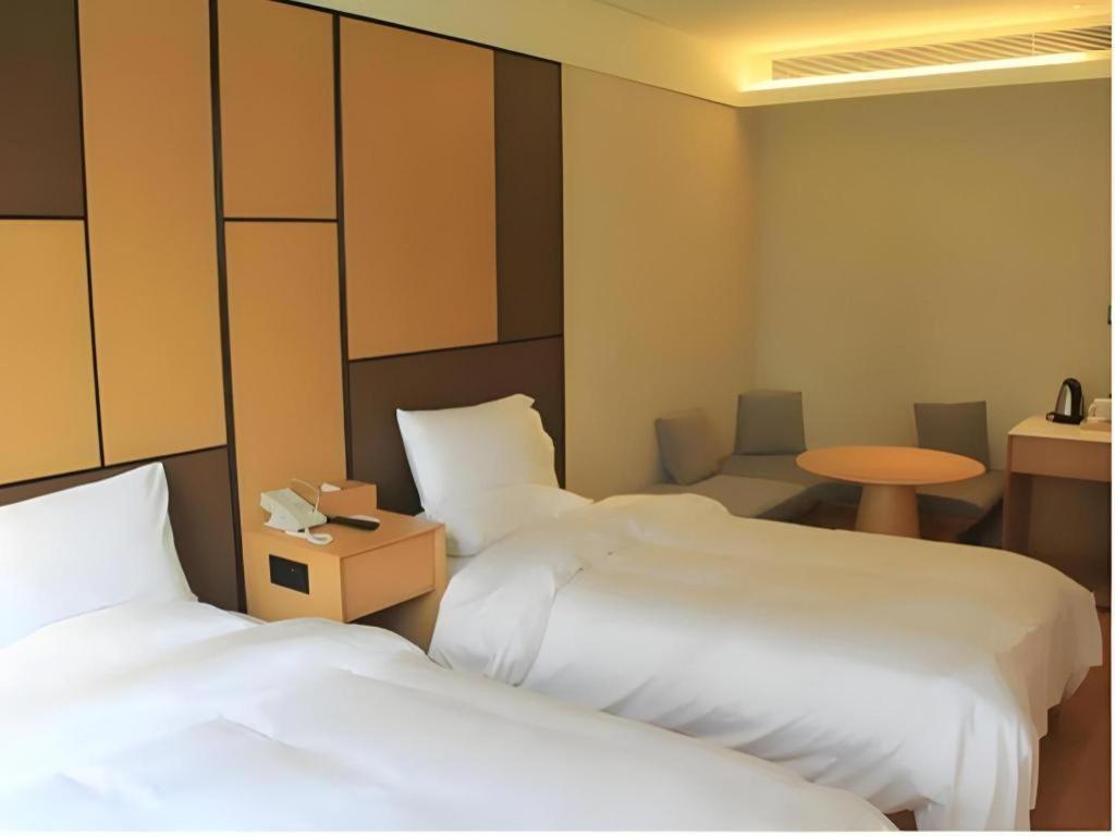 Ji Hotel Shanghai The Bund Tiantong Road Exterior photo