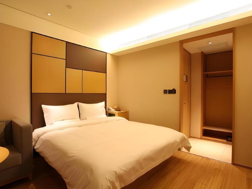 Ji Hotel Shanghai The Bund Tiantong Road Exterior photo