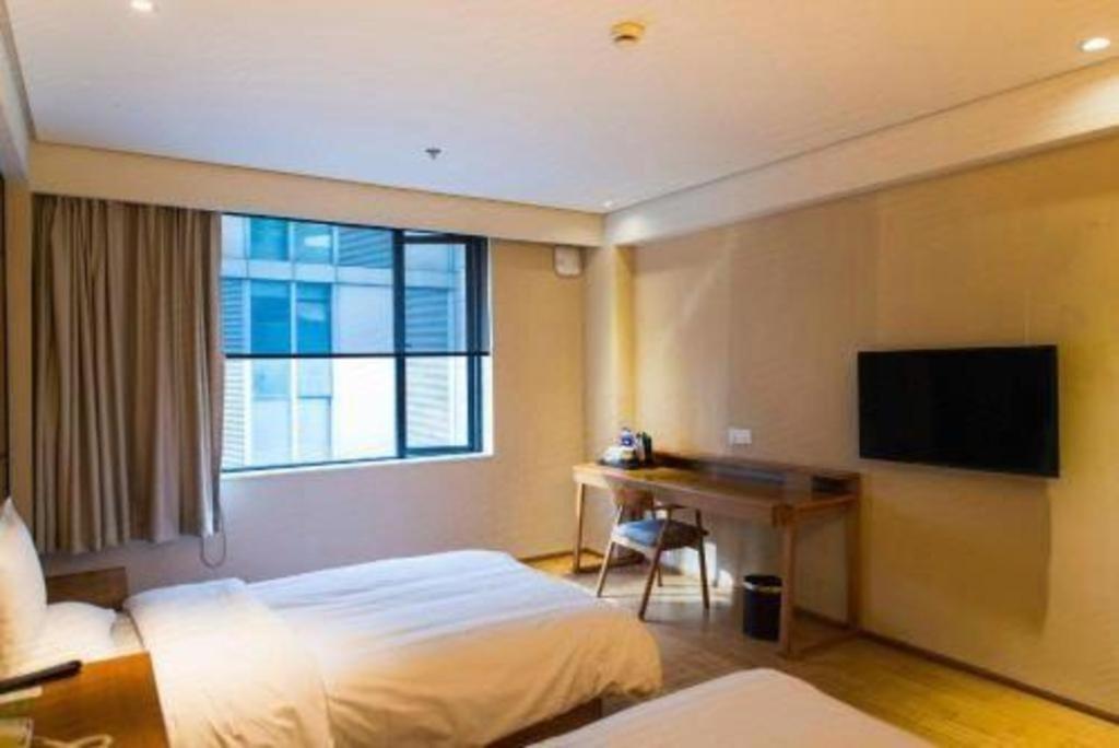 Ji Hotel Shanghai The Bund Tiantong Road Exterior photo