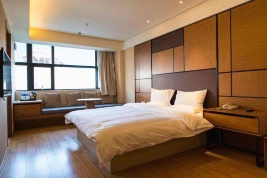 Ji Hotel Shanghai The Bund Tiantong Road Exterior photo