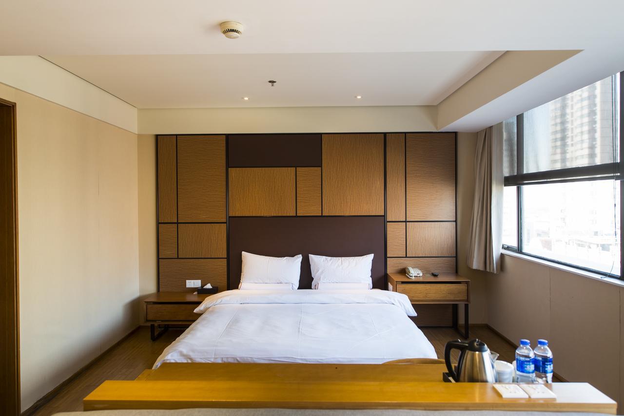 Ji Hotel Shanghai The Bund Tiantong Road Exterior photo