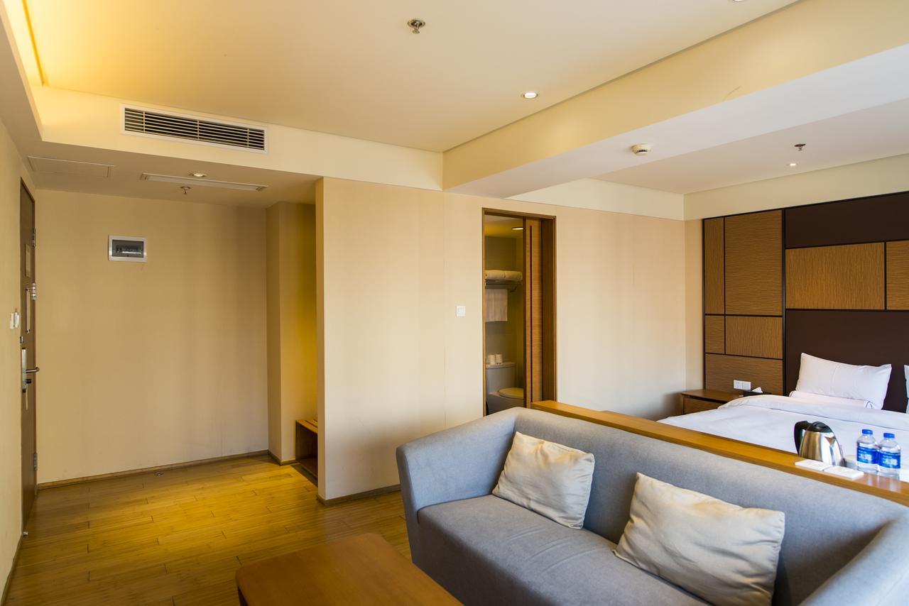 Ji Hotel Shanghai The Bund Tiantong Road Exterior photo